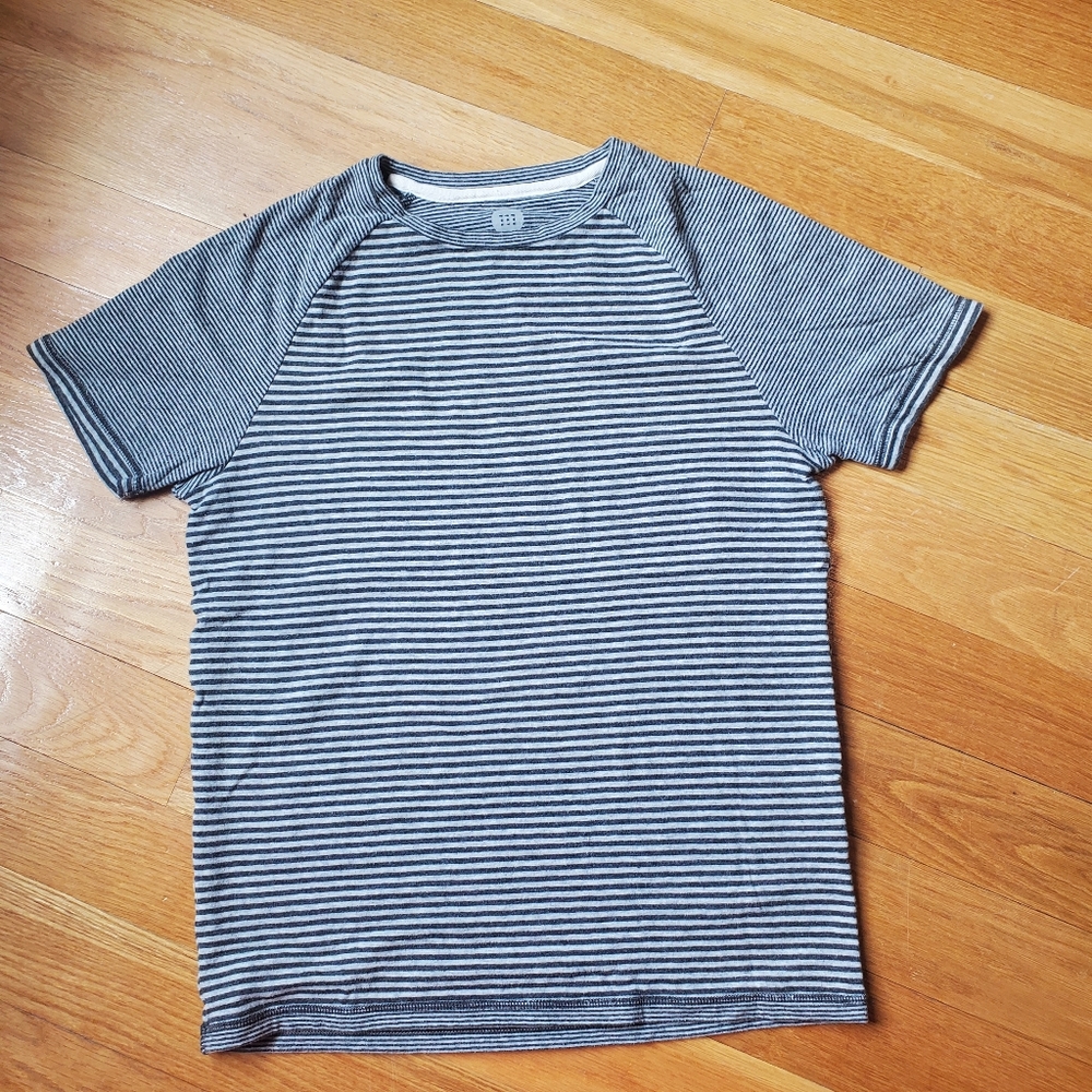 Express Men's stripped t shirt size S